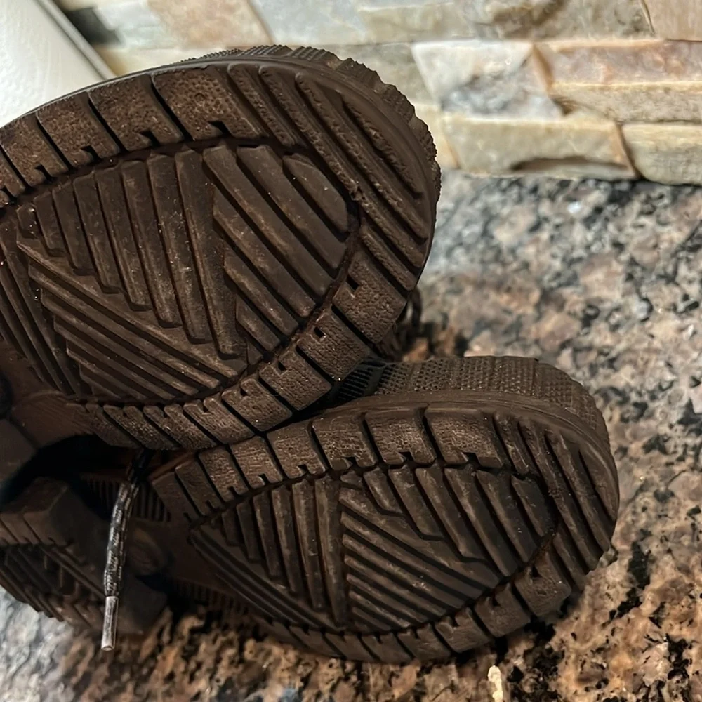 Kamik waterproof winter boots 8